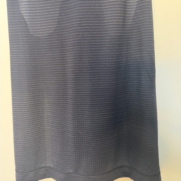 lululemon athletica Navy Tank Top - Picture 6 of 11
